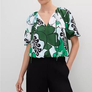 Ann Taylor Bubble Green and White Floral Blouse